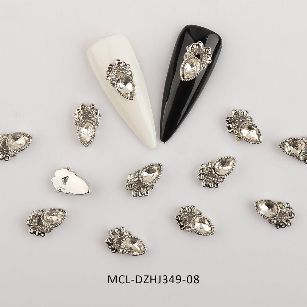 gold butterfly nail charms pack - 20